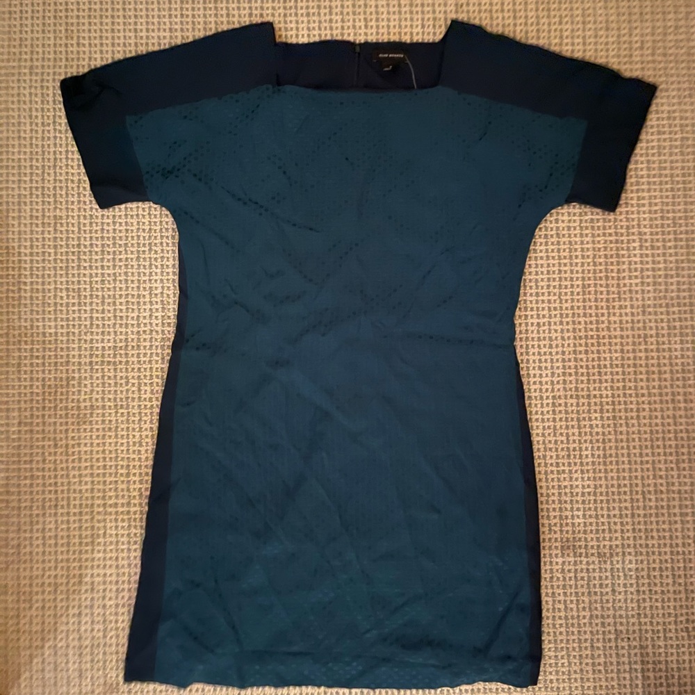 Club Monaco Box dress